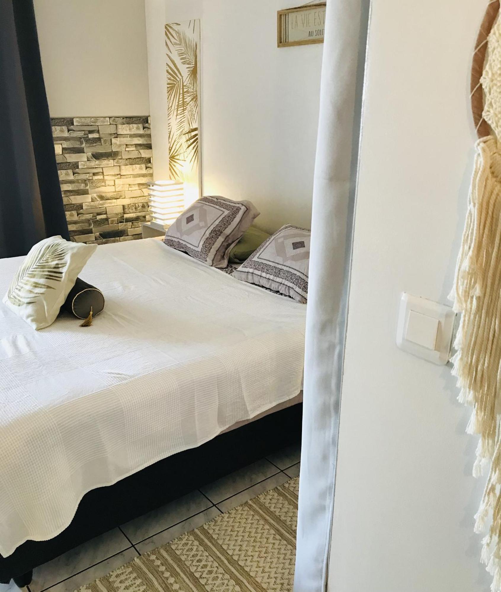 Mave Mai Studio Papeete Папеете Стая снимка