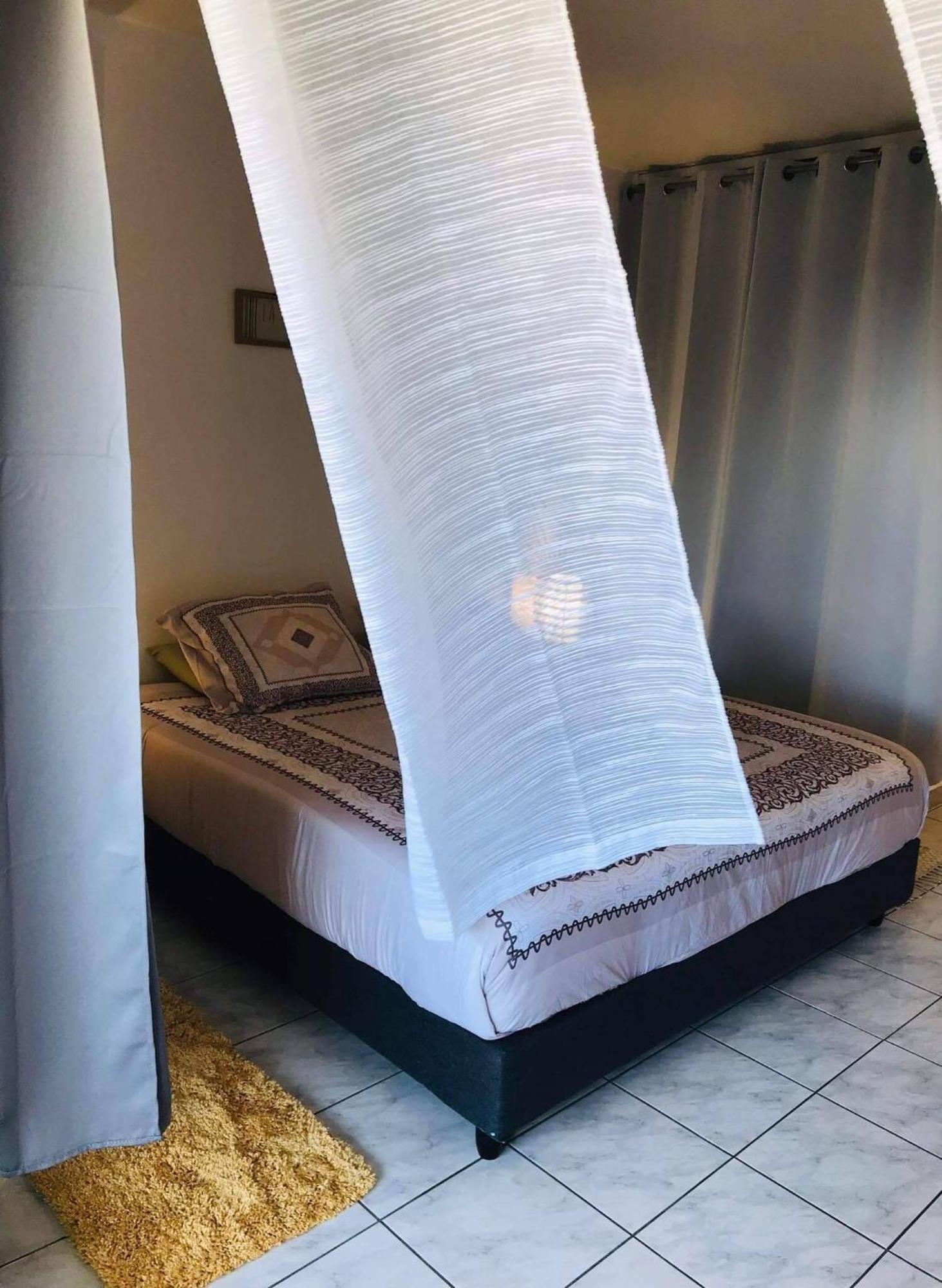 Mave Mai Studio Papeete Папеете Стая снимка